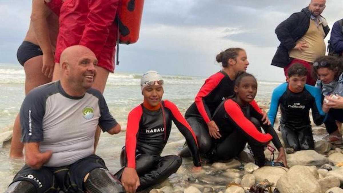 Philippe Croizon, Elisa, Paul, Selman et Théo bouclent leur traversée des deux caps