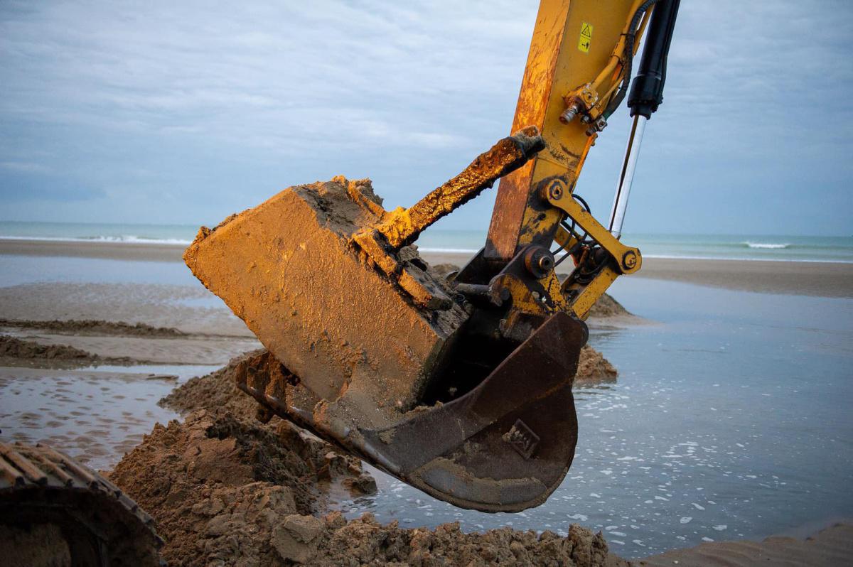 Opération de déminage à Wissant : 5 blocs de défense neutralisés par la Marine nationale Opération de déminage à Wissant : 5 blocs de défense neutralisés par la Marine nationale