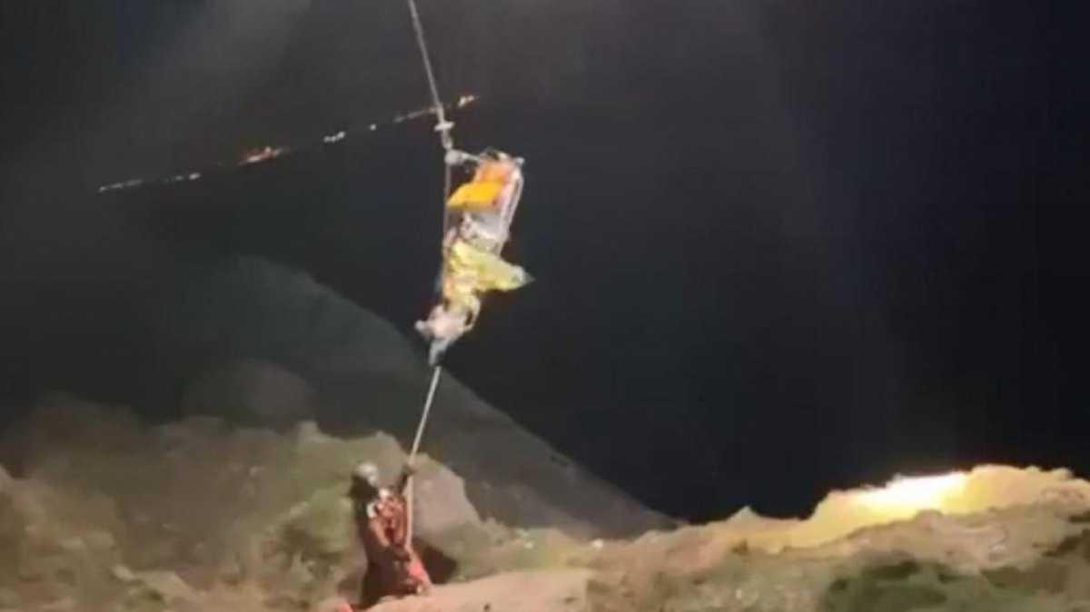 L’impressionnant sauvetage d’un homme qui a chuté de 30 mètres à Audinghen L’impressionnant sauvetage d’un homme qui a chuté de 30 mètres à Audinghen