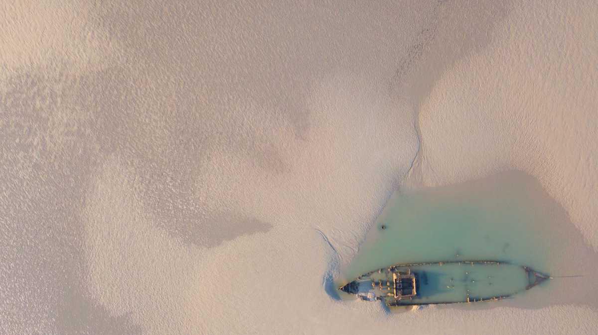 Les photos époustouflantes de l’épave d’un chalutier échoué sur la plage de Tardinghen depuis 104 ans Les photos époustouflantes de l’épave d’un chalutier échoué sur la plage de Tardinghen depuis 104 ans