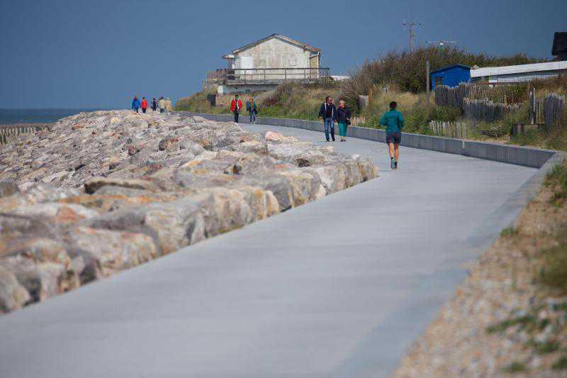 La plage de Sangatte, un paradis pour sportifs et promeneurs
