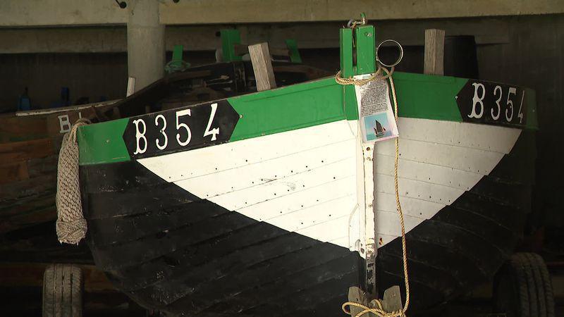 Un nouveau toit pour les Flobarts de Wissant, ces bateaux emblématiques de la Côte d’Opale