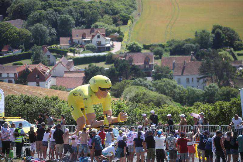Au cap Blanc-Nez, l’ambiance du Tour de France est internationale!