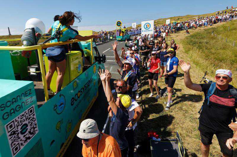 Au cap Blanc-Nez, l’ambiance du Tour de France est internationale! Au cap Blanc-Nez, l’ambiance du Tour de France est internationale!