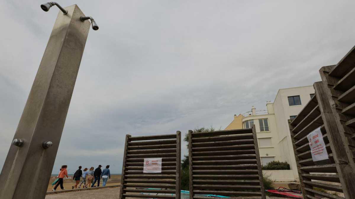 Face à la sécheresse, Wissant décide de couper l’eau des douches de plage Face à la sécheresse, Wissant décide de couper l’eau des douches de plage