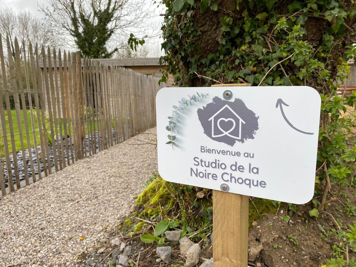 Vanessa et Thibaut, propriétaires du Studio de la Noire Choque Vanessa et Thibaut, propriétaires du Studio de la Noire Choque