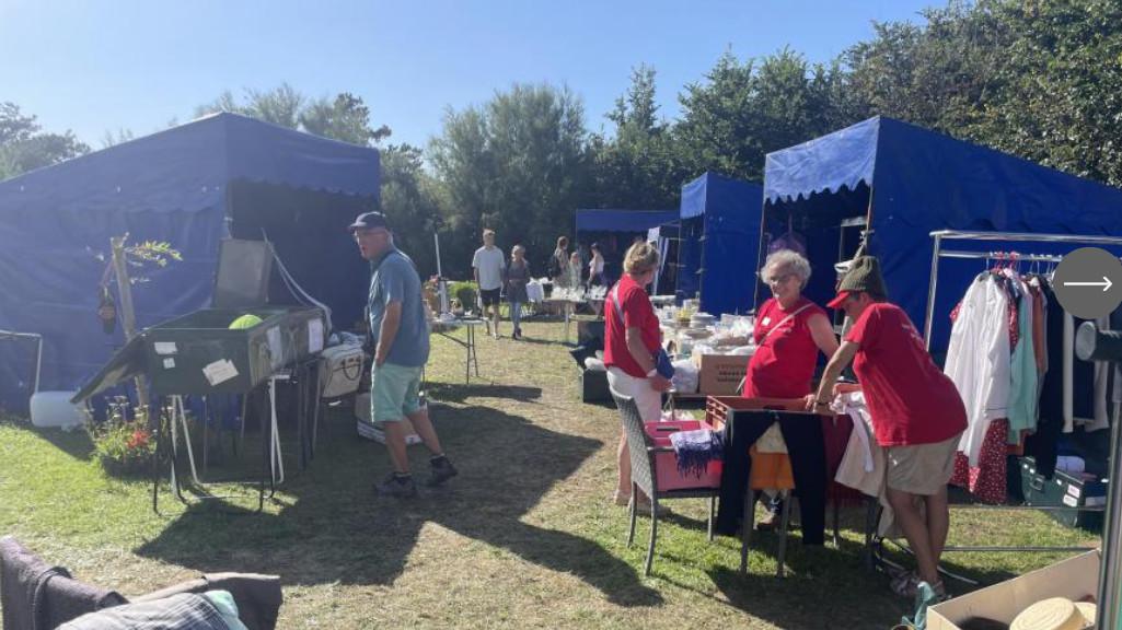 Wissant : Les Petits Frères des Pauvres mis en lumière lors de la braderie Wissant : Les Petits Frères des Pauvres mis en lumière lors de la braderie