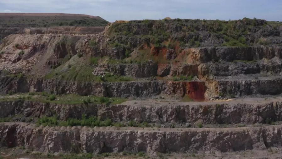 Le calcaire boulonnais envahit le monde... et Mars : révélations dans "Une carrière à cœur ouvert" Le calcaire boulonnais envahit le monde... et Mars : révélations dans "Une carrière à cœur ouvert"