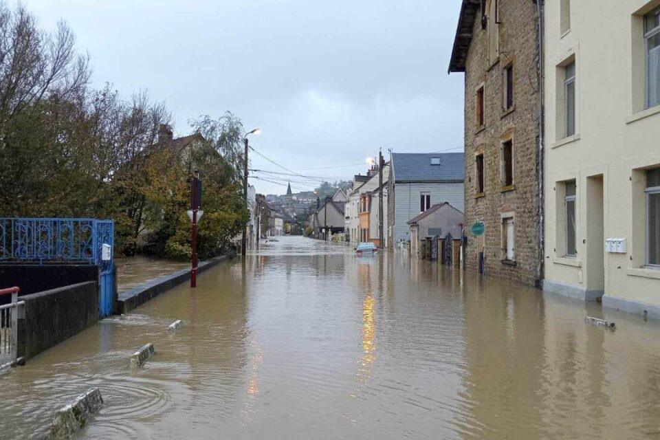 Inondations dans le Pas-de-Calais : crèches et écoles resteront fermées dans 279 communes Inondations dans le Pas-de-Calais : crèches et écoles resteront fermées dans 279 communes
