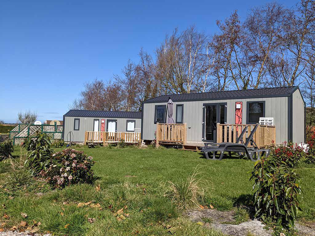 Raphael COCQ, gérant du camping Les Voiles des 2 Caps Raphael COCQ, gérant du camping Les Voiles des 2 Caps