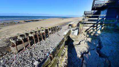 Chalets en danger à Wissant, la maire alerte : « Il faut 80 mètres d’enrochements » Chalets en danger à Wissant, la maire alerte : « Il faut 80 mètres d’enrochements »