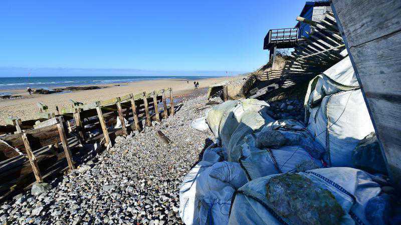 Chalets en danger à Wissant, la maire alerte : « Il faut 80 mètres d’enrochements » Chalets en danger à Wissant, la maire alerte : « Il faut 80 mètres d’enrochements »