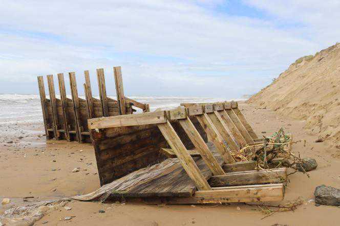Les chalets malmenés à Wissant, les villages des deux caps pas épargnés par les grandes marées Les chalets malmenés à Wissant, les villages des deux caps pas épargnés par les grandes marées