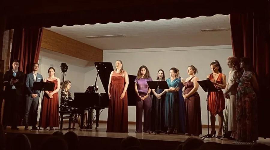 Héloïse Poulet, une jeune chanteuse lyrique nordiste à la voix d'or Héloïse Poulet, une jeune chanteuse lyrique nordiste à la voix d'or