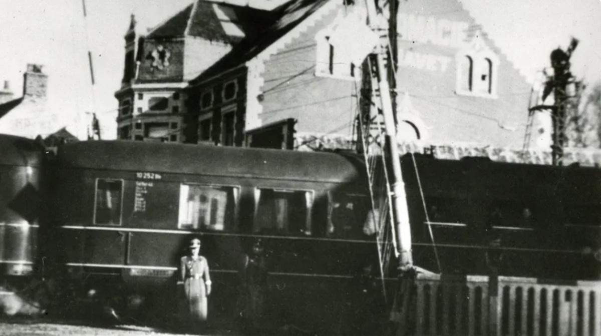 Le 23 décembre 1940, Hitler venait passer Noël le long de la Manche pour soutenir ses troupes sur fond de propagande nazie Le 23 décembre 1940, Hitler venait passer Noël le long de la Manche pour soutenir ses troupes sur fond de propagande nazie