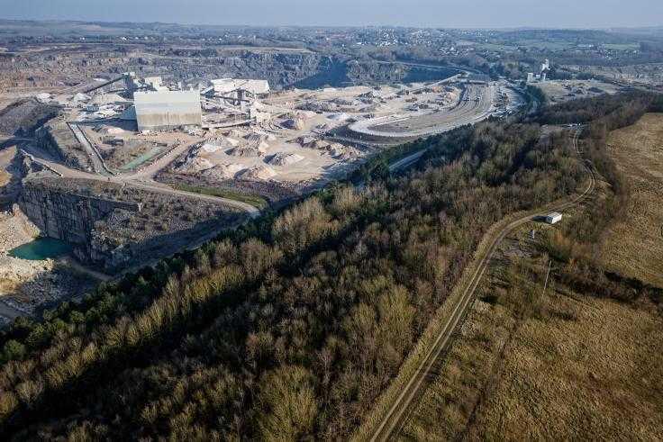 Escalader les carrières de Marquise, les parcourir à vélo ou en bus… ce sera possible de mars à juillet Escalader les carrières de Marquise, les parcourir à vélo ou en bus… ce sera possible de mars à juillet