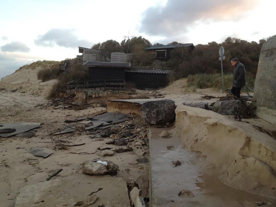 Digue Tempette Dec 2013 chalet entree plage 30