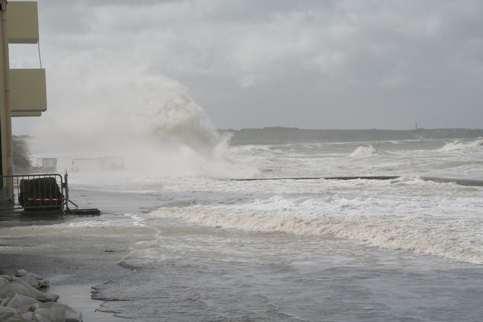 digue vague 19