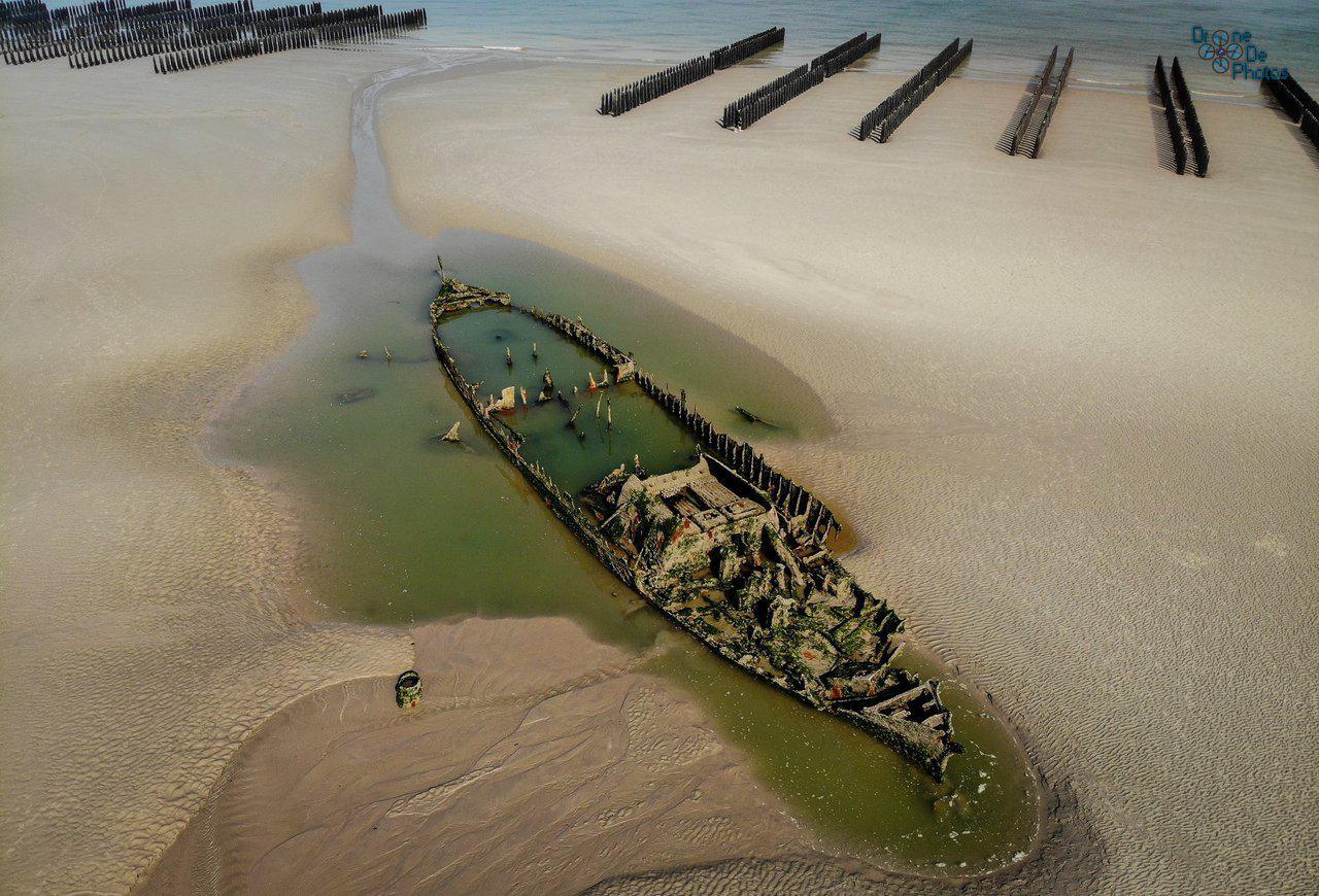 Crédit Dronedephotos