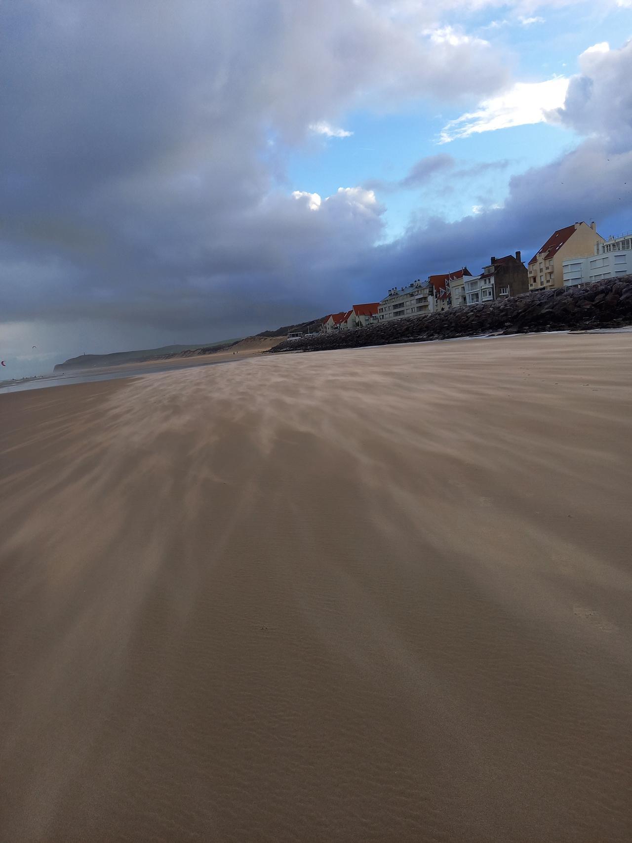  Plage et vent. Wissant.