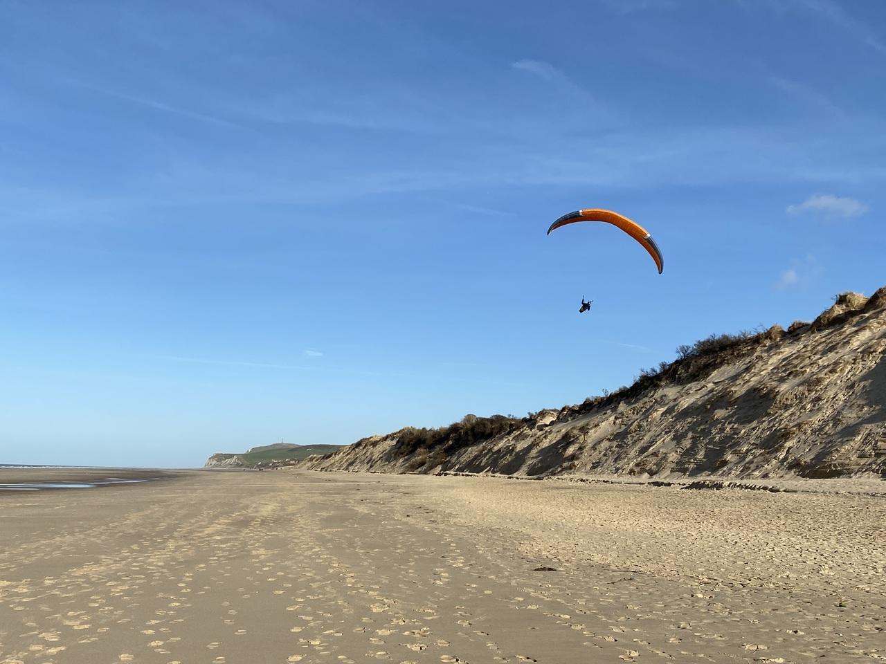 Vol au dessus des dunes de Wissant