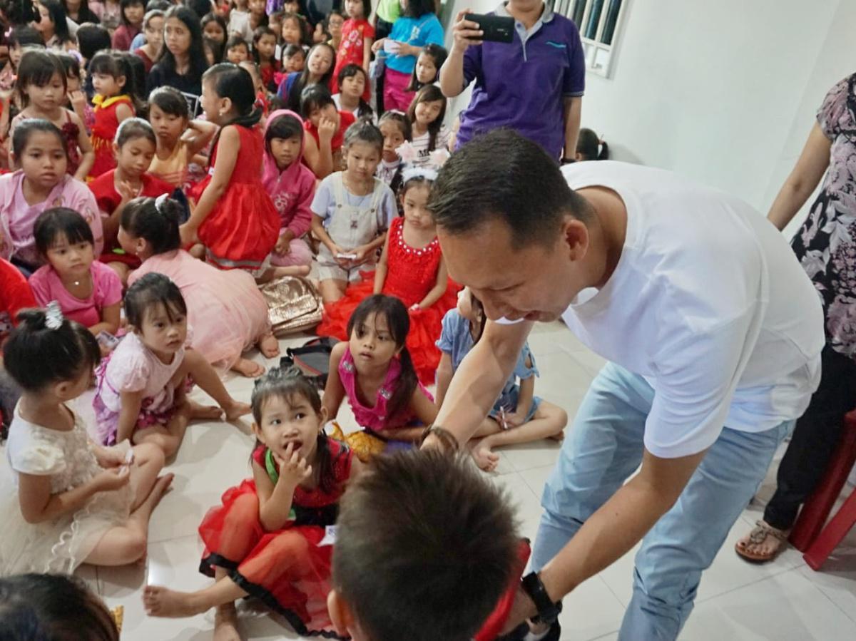 Natal Rumah Kasih “ KasihNya Selamatkan Hidupku” Natal Rumah Kasih “ KasihNya Selamatkan Hidupku”