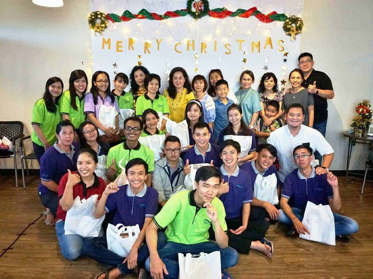 Natal Rumah Kasih “ KasihNya Selamatkan Hidupku” Natal Rumah Kasih “ KasihNya Selamatkan Hidupku”