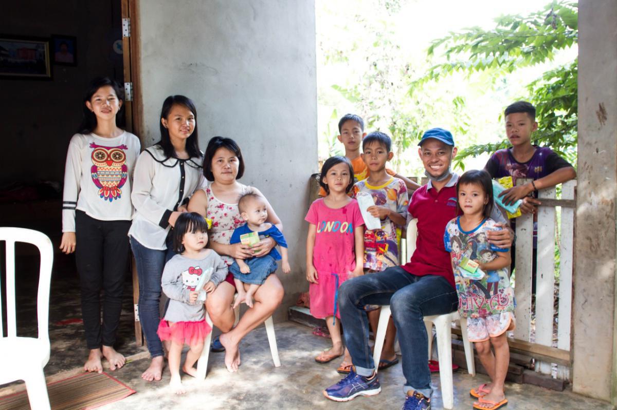 Digerakkan oleh Belas Kasih (Pelayanan Tanggap Bencana Asap Kalimantan Barat) Digerakkan oleh Belas Kasih (Pelayanan Tanggap Bencana Asap Kalimantan Barat)