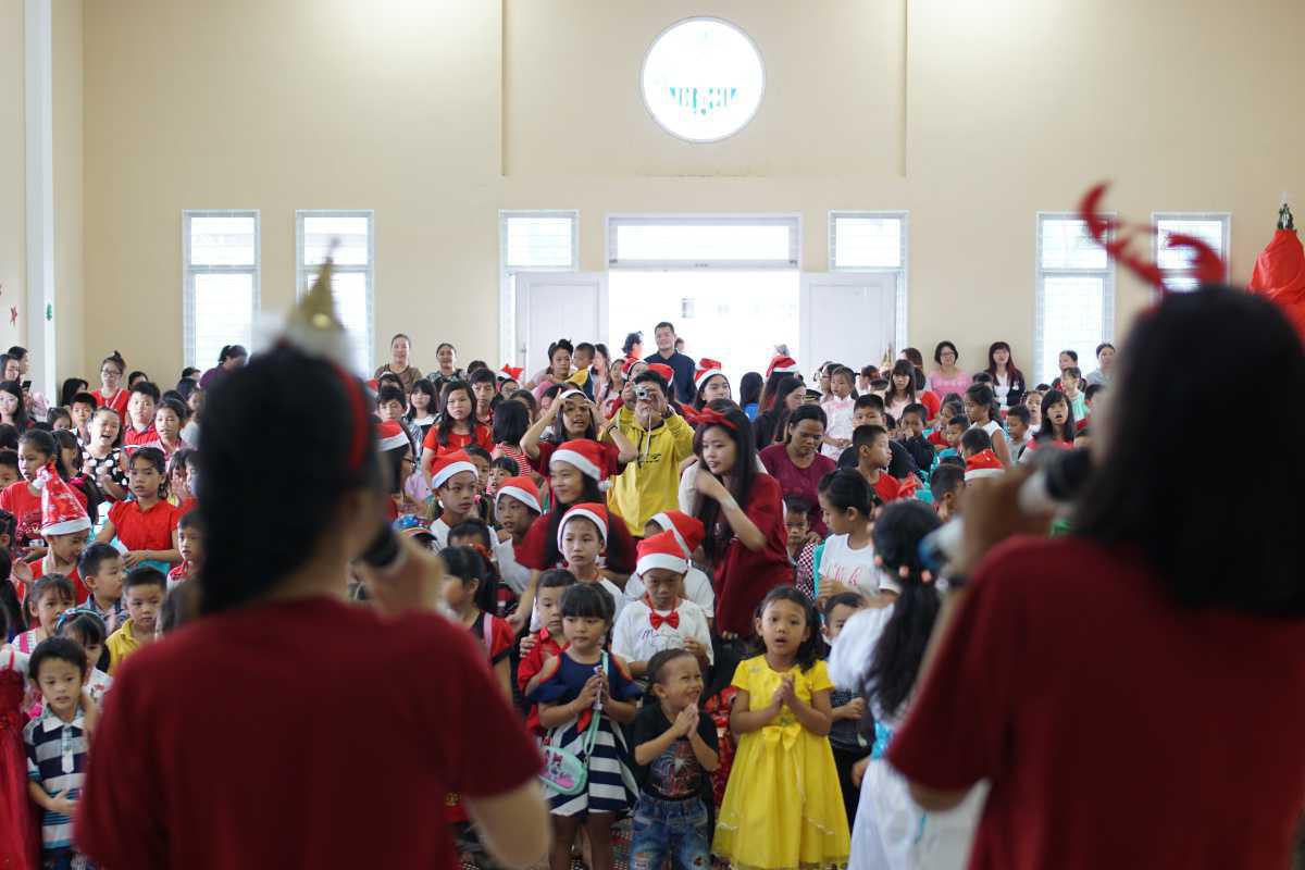 Sambut Natal, Yayasan Sungai Kasih Bagikan 2000 Bingkisan Sambut Natal, Yayasan Sungai Kasih Bagikan 2000 Bingkisan