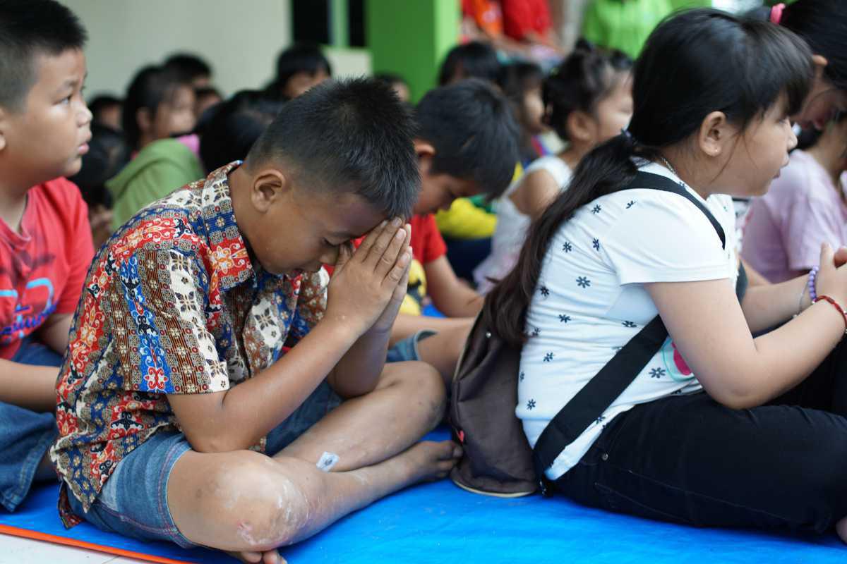 Sambut Natal, Yayasan Sungai Kasih Bagikan 2000 Bingkisan Sambut Natal, Yayasan Sungai Kasih Bagikan 2000 Bingkisan