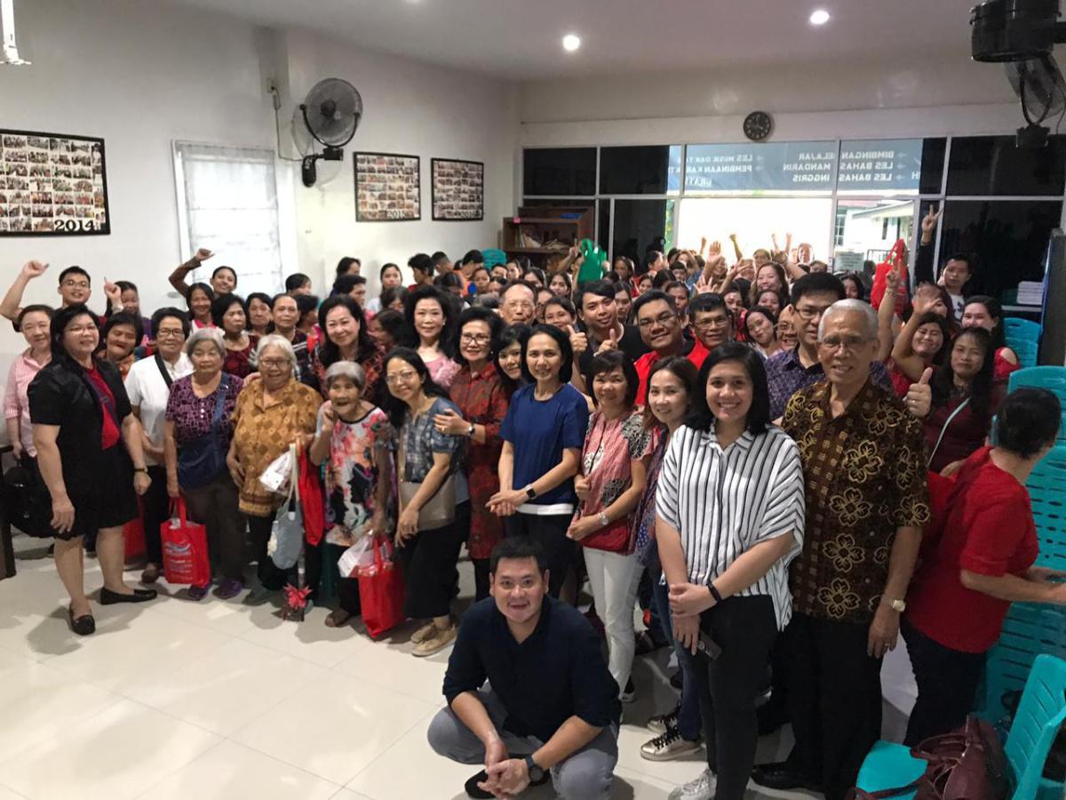 Sambut Natal, Yayasan Sungai Kasih Bagikan 2000 Bingkisan Sambut Natal, Yayasan Sungai Kasih Bagikan 2000 Bingkisan