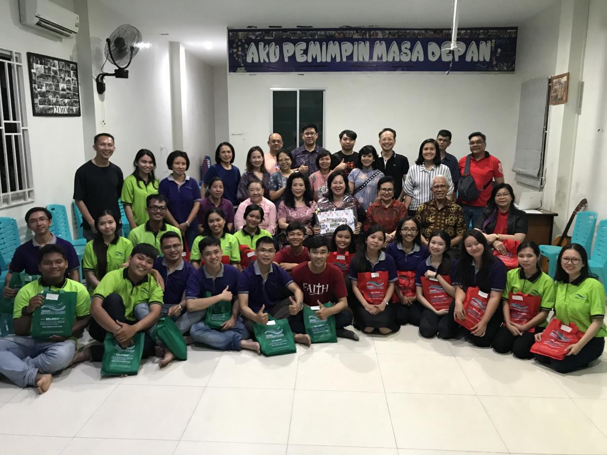 Sambut Natal, Yayasan Sungai Kasih Bagikan 2000 Bingkisan Sambut Natal, Yayasan Sungai Kasih Bagikan 2000 Bingkisan