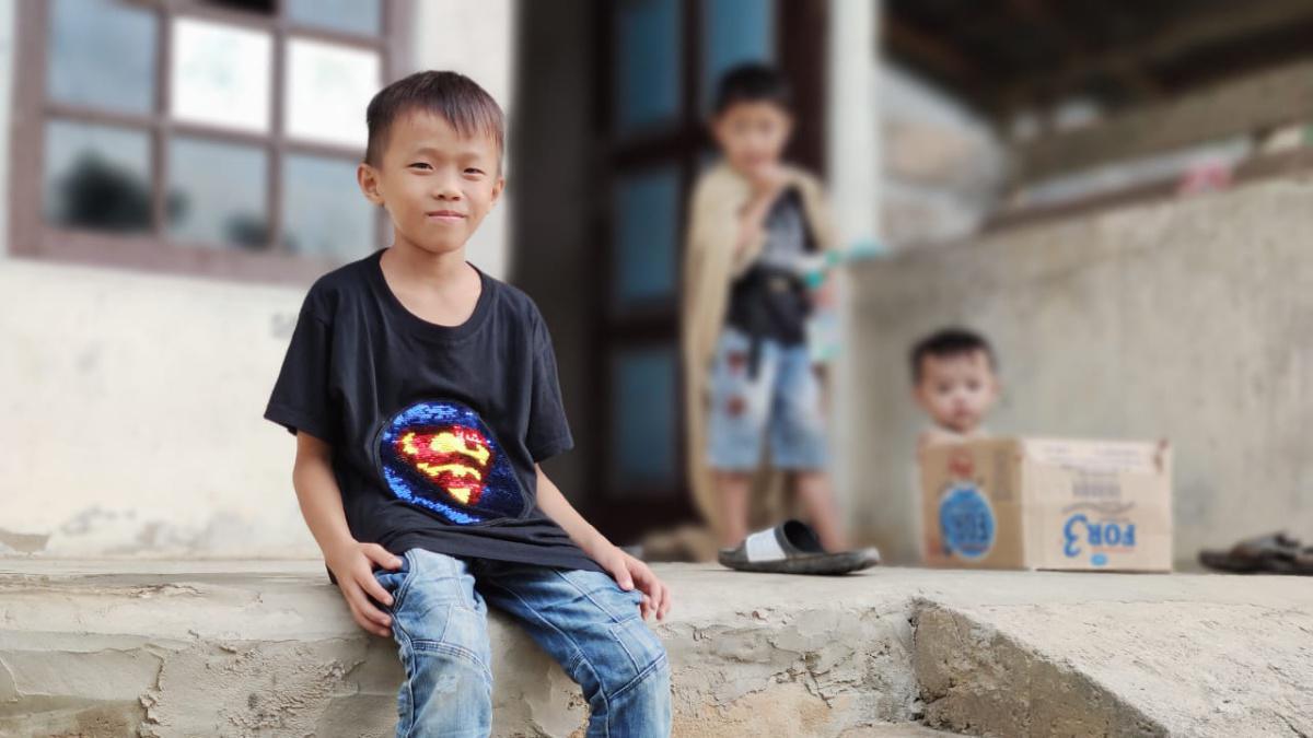 Si Anak Yang Rajin Membantu Orang Tua  Si Anak Yang Rajin Membantu Orang Tua