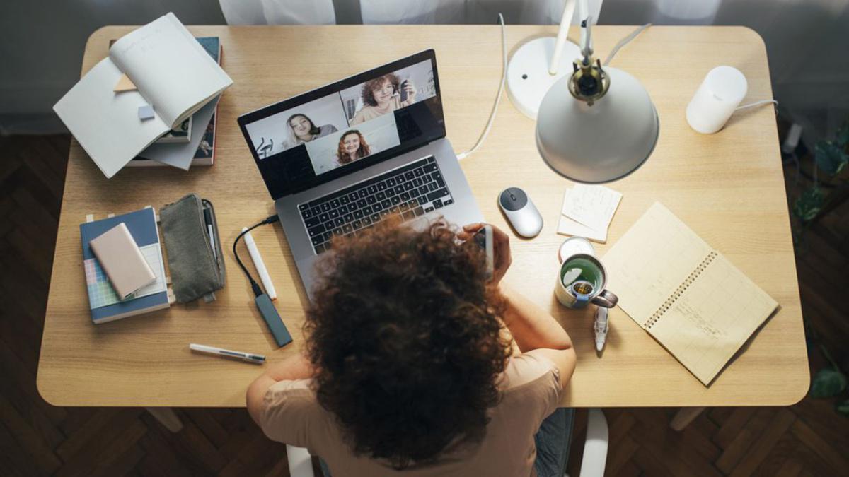 Télétravail, c’est aux salariés de s’organiser !