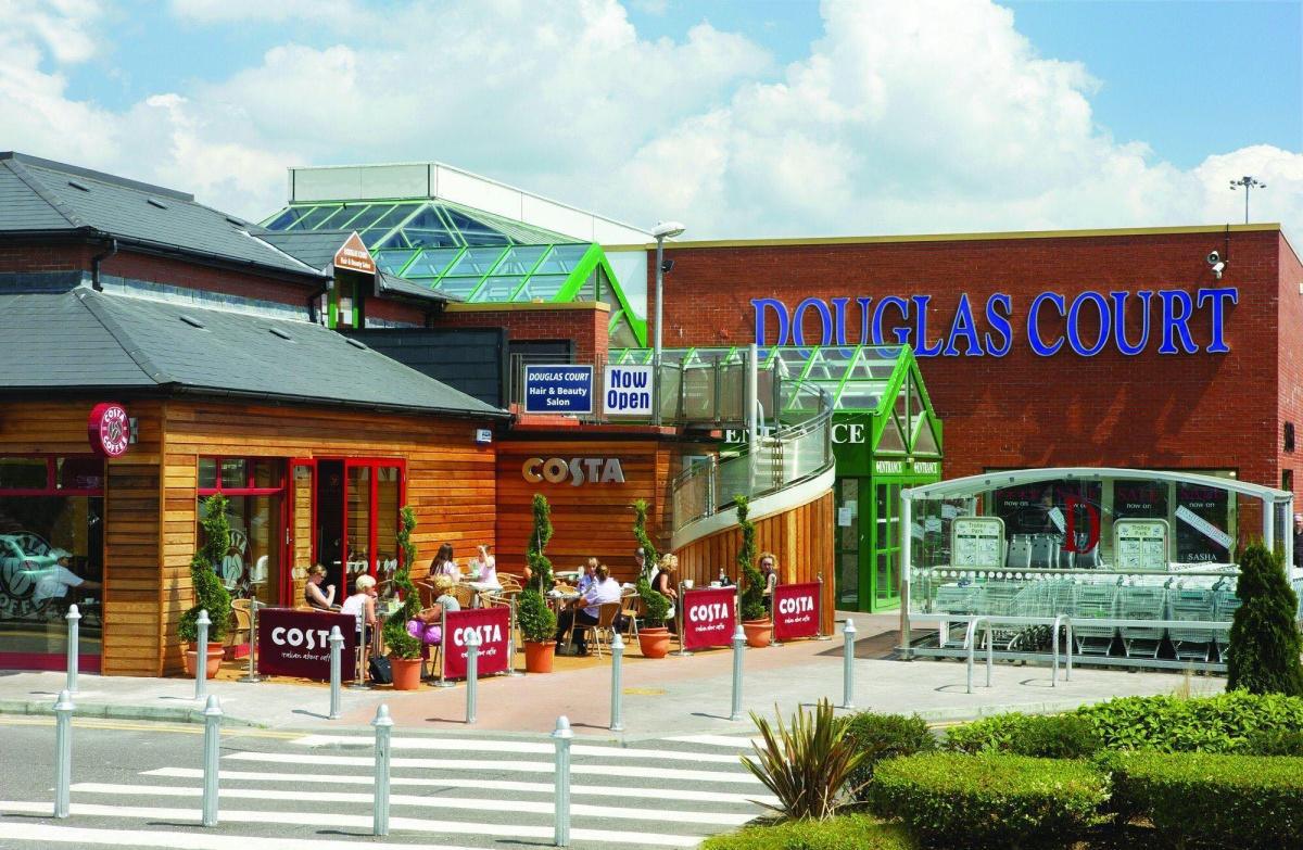 Santa’s Arrival at Douglas Court Santa’s Arrival at Douglas Court