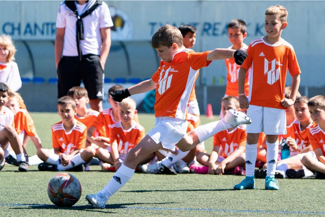 CAMPUS IKER MUNIAIN. IKER MUNIAINEN KANPUSA CAMPUS IKER MUNIAIN. IKER MUNIAINEN KANPUSA