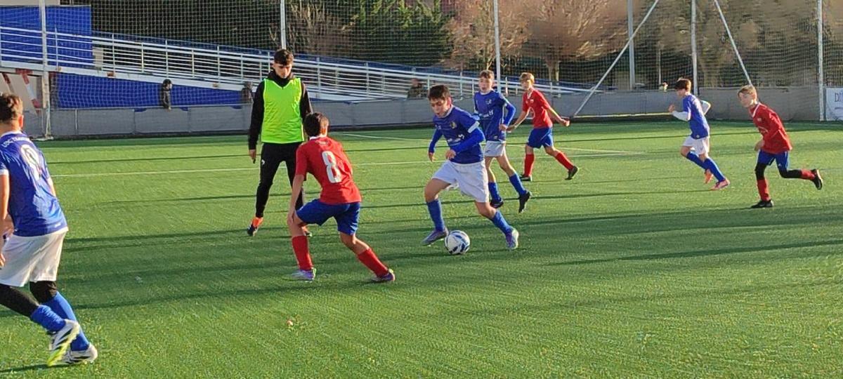 TORNEO DE NAVIDAD 2025(NACIDOS EN 2014)