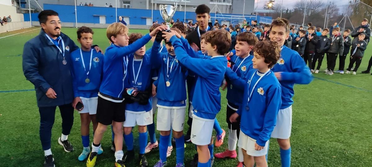 TORNEO DE NAVIDAD 2025(NACIDOS EN 2014)