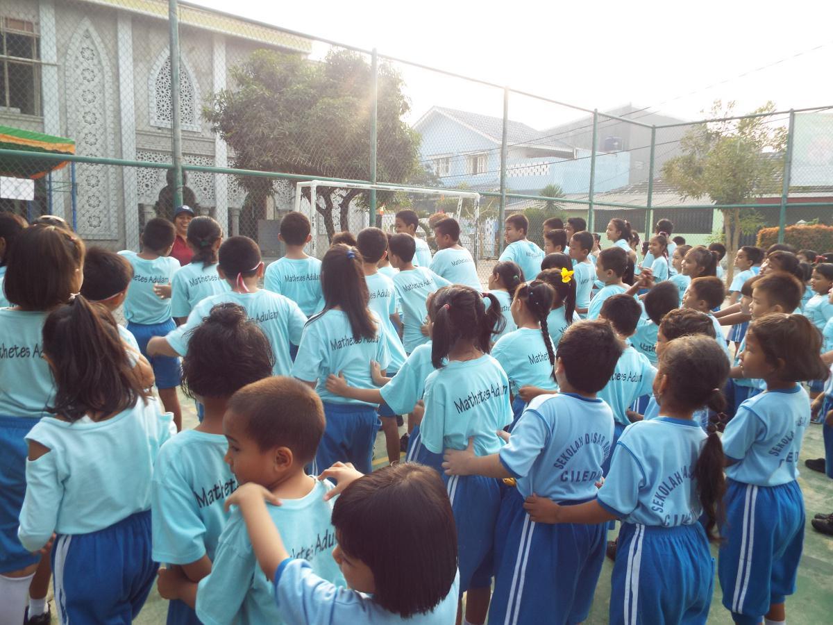 Perlombaan HUT RI Yang ke-74 Perlombaan HUT RI Yang ke-74