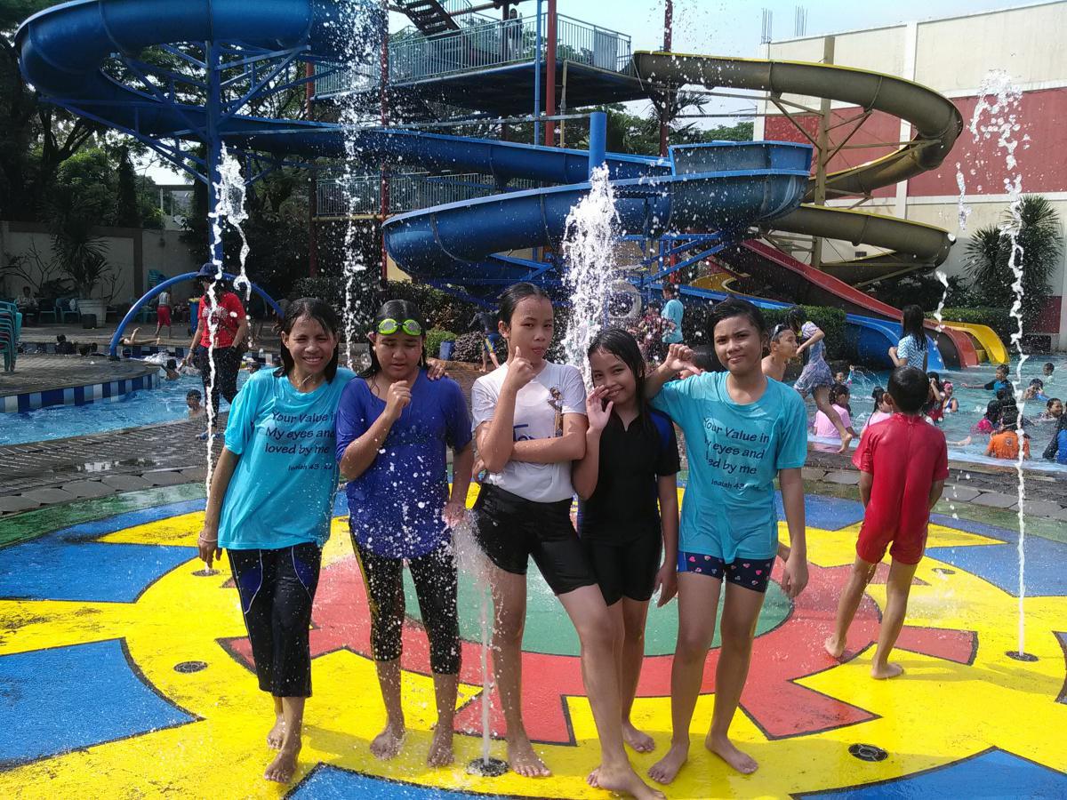 Swimming Day Swimming Day