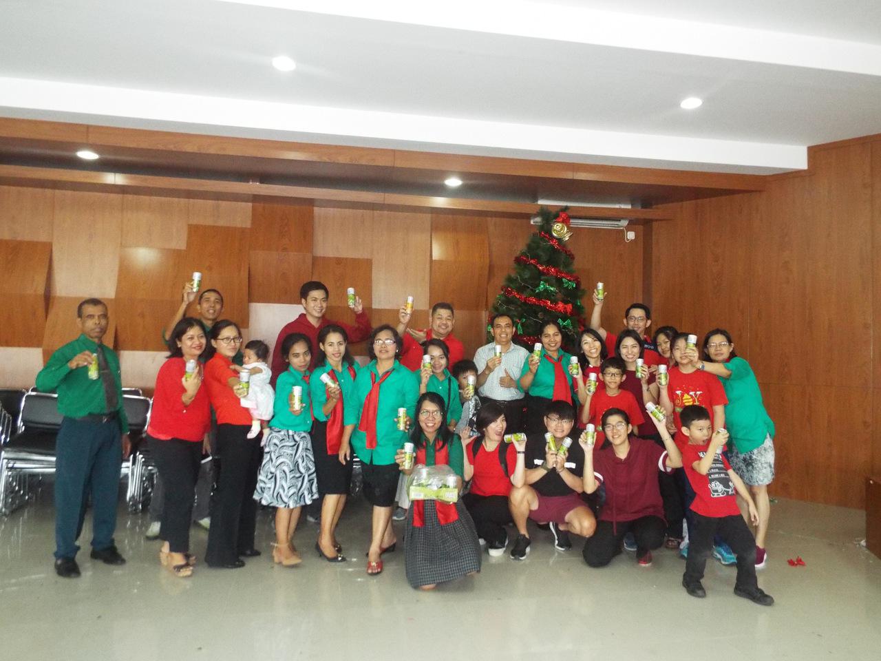 Keceriaan Foto Bersama