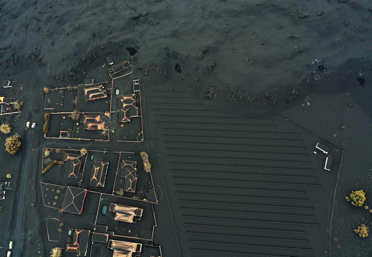 [Focus] - Cumbre Vieja : les impressionnantes photos aériennes des dégâts causés par la lave 