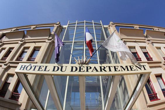 « Affaire à suivre » « Affaire à suivre »