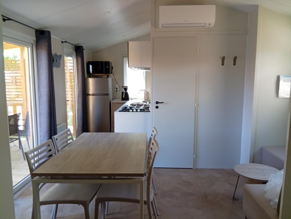 MOBIL-HOMES. 6 personnes. 3 chambres. 