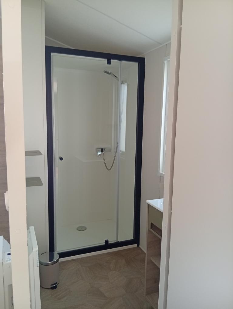 MOBIL-HOMES. 6 personnes. 3 chambres. 