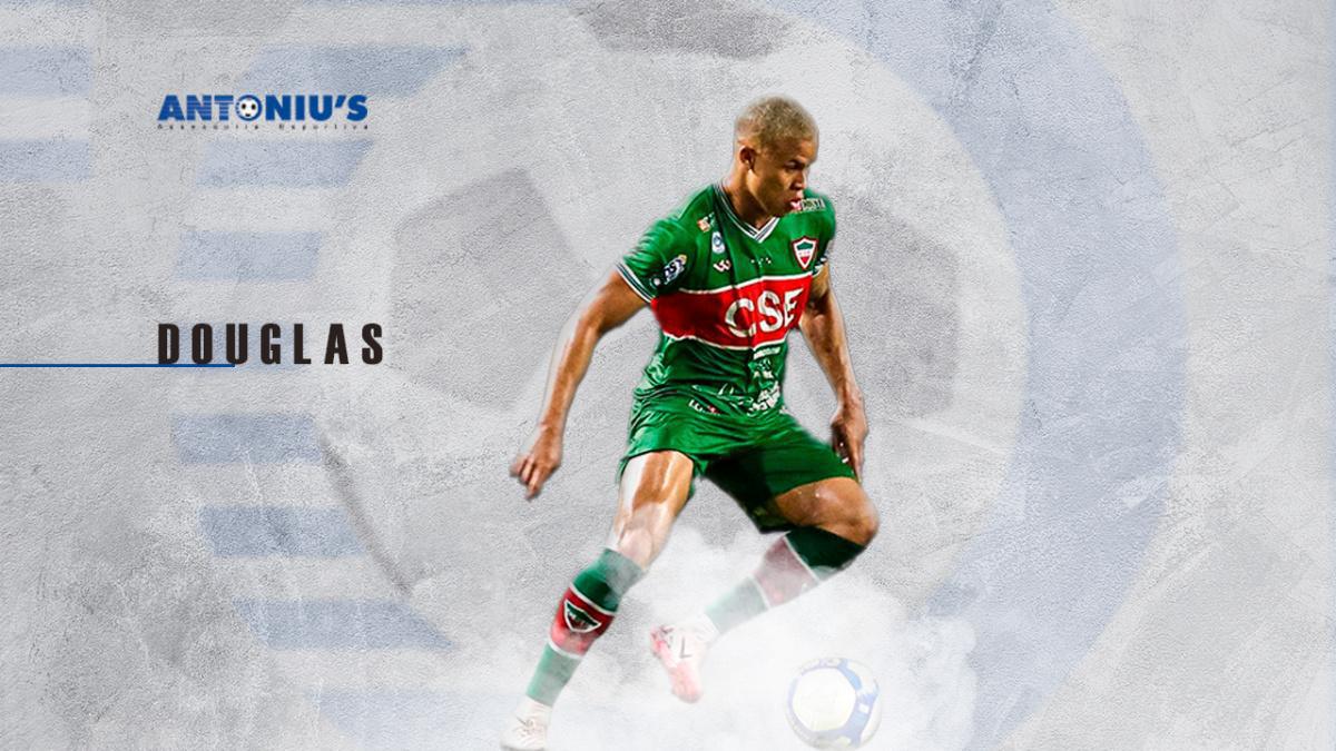 Douglas Damasceno - Striker | Winger Douglas Damasceno - Striker | Winger