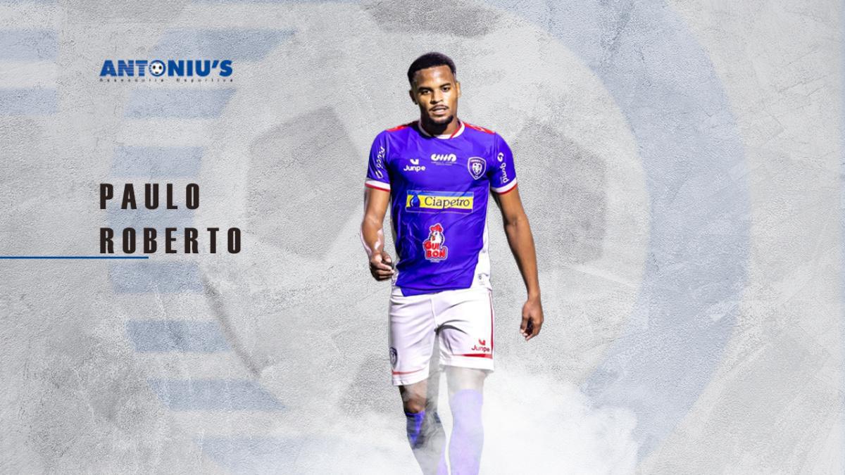 Paulo Roberto - Right Back Paulo Roberto - Right Back