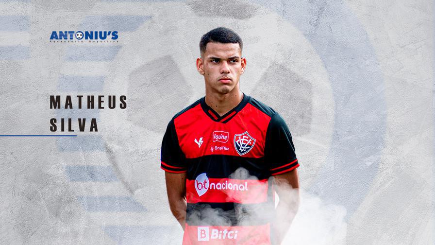 Matheus Silva - Right Back