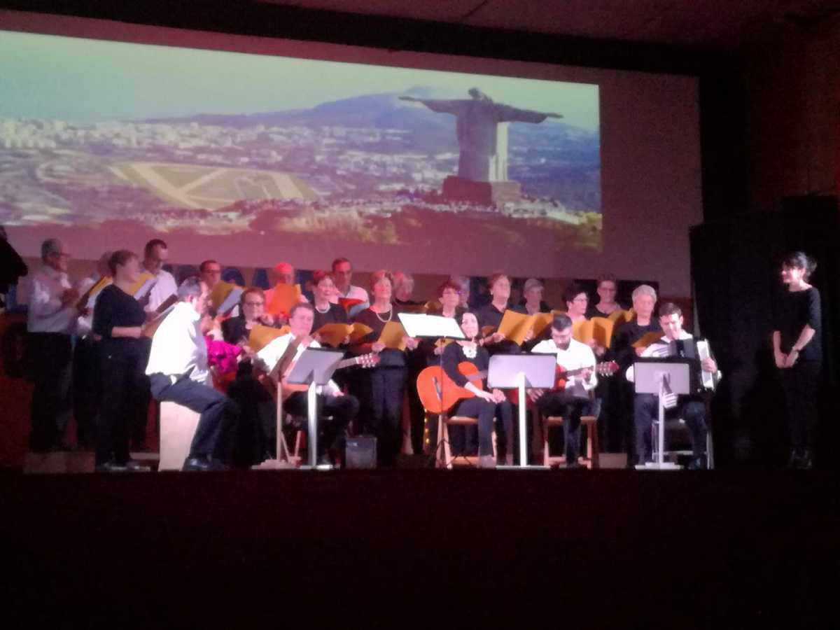 Fotos del espectáculo del coro y flamenco
