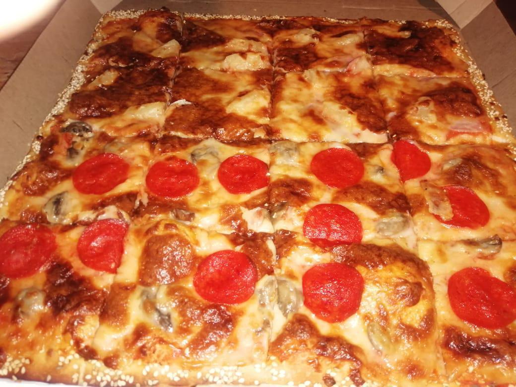 PIZZA IMPERIAL / Puerto Escondido PIZZA IMPERIAL / Puerto Escondido